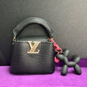 Black Textured Mini Bag Charm | Gold Detail | Cute Balloon Dog